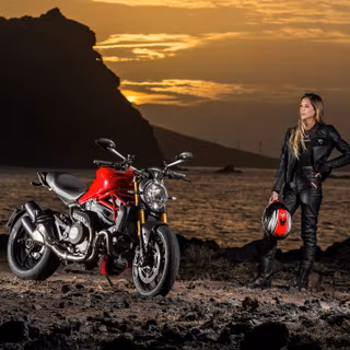 Girl 4k PC wallpaper