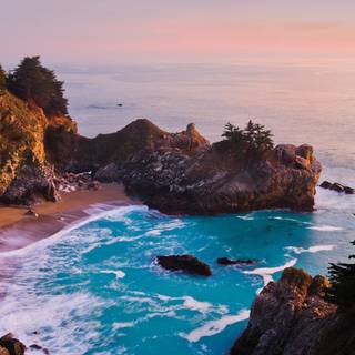 MacOS Monterey wallpaper