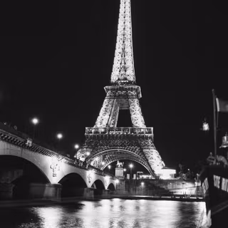 Aesthetic grey city wallpaper