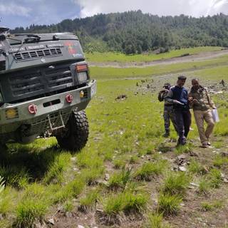 Indian army truck wallpaper