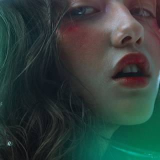 Beautiful women iPhone wallpaper