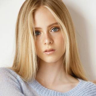 Loreto Peralta wallpaper