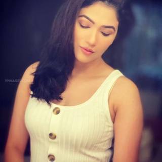 Ridhima Pandit Android wallpaper