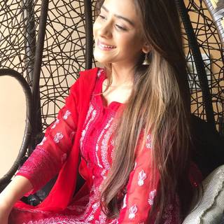 Hiba Nawab phone wallpaper