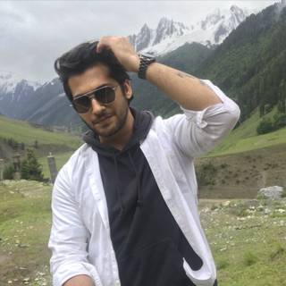 Namish Taneja wallpaper