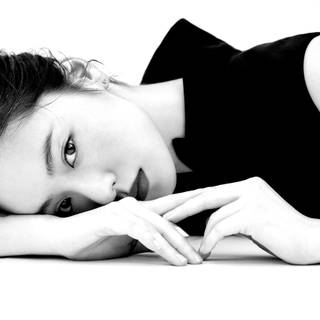 Jeon Yeo-been wallpaper