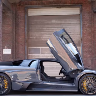 Lambo butterfly doors wallpaper