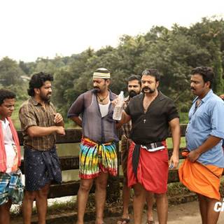 Aadu 2 wallpaper