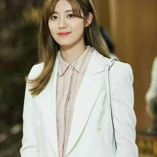 Han Jihyun wallpaper