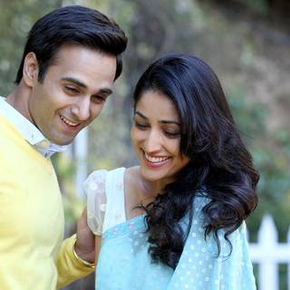 Urvashi Rautela Sanam Re wallpaper