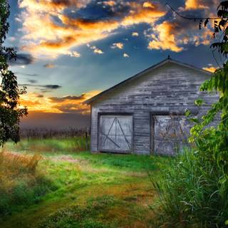 Old barn wallpaper