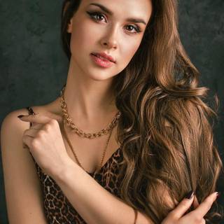 Long hair women wallpaper