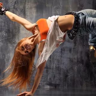 Dance women wallpaper