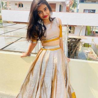 Varsha Dsouza wallpaper