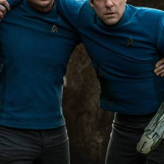 Star Trek Karl Urban wallpaper