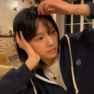 Park Gyu-young wallpaper