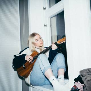 Shy Martin wallpaper