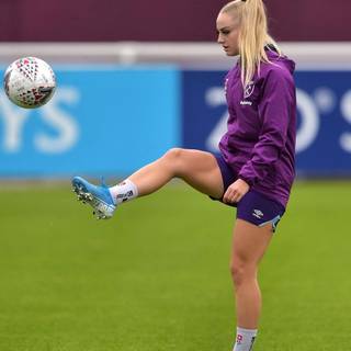 Alisha Lehmann computer wallpaper