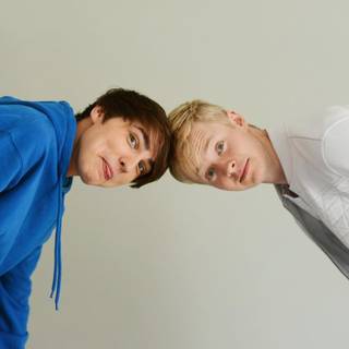 Sam and Colby desktop wallpaper