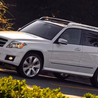 Mercedes Benz GLK 350 wallpaper