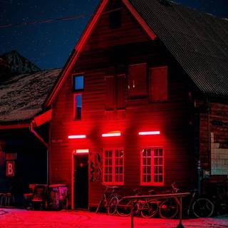 Cabin phone wallpaper