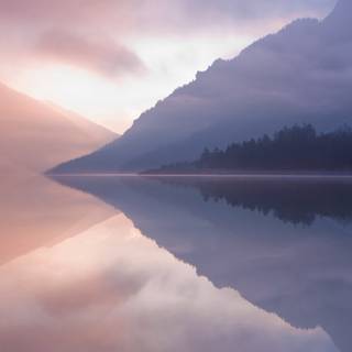 Clean water 4k wallpaper