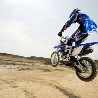 Yamaha dirt bike wallpaper