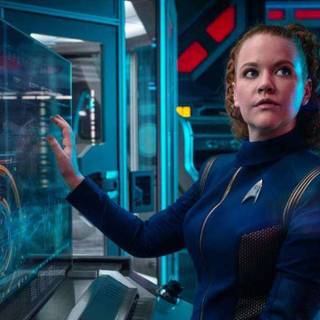 Star Trek female character wallpaper