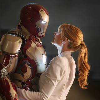 Tony Stark and Pepper Potts desktop wallpaper