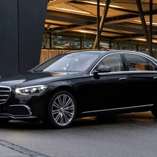 Mercedes S500 2021 wallpaper