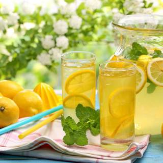 Cool summer lemonade wallpaper