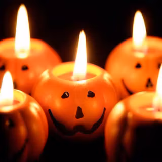 Halloween blurred wallpaper