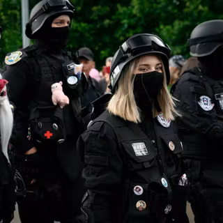 Police woman wallpaper