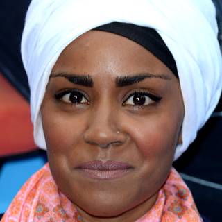 Nadiya Hussain wallpaper