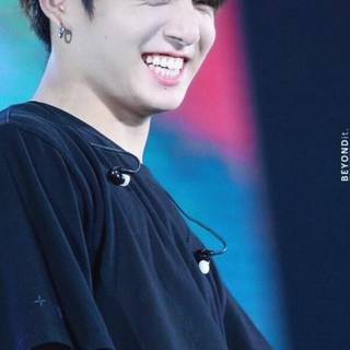 Jungkook smile wallpaper