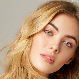 Beautiful blonde women wallpaper