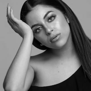 Ariel Martin wallpaper