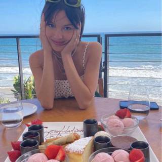 Sour Olivia Rodrigo wallpaper