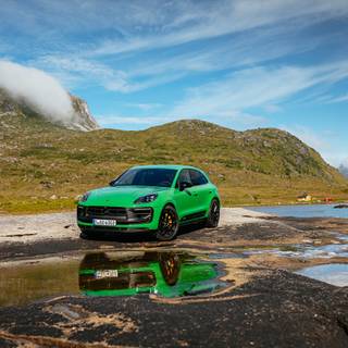 Porsche Macan GTS Sport Package HD wallpaper