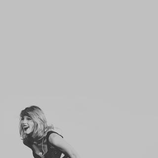 Taylor Swift white wallpaper