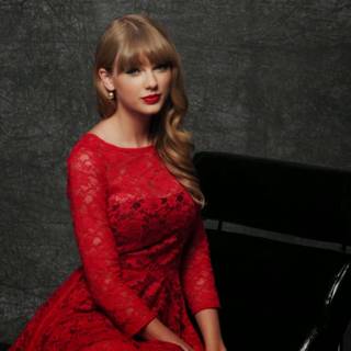 Taylor Swift dress wallpaper
