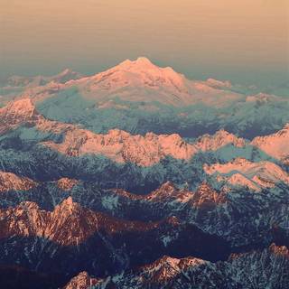 Cute aesthetic mountains wallpaper