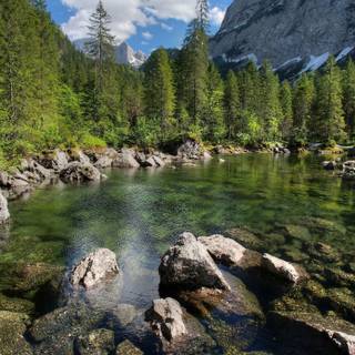 Lake River wallpaper