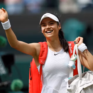 Emma Raducanu wallpaper