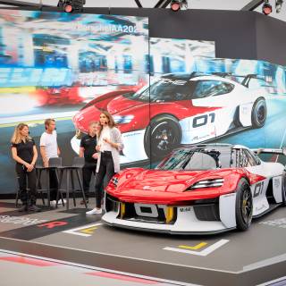 Porsche Mission R Electric car wallpaper