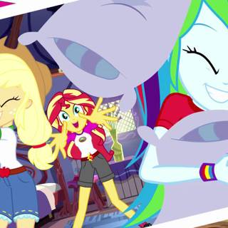 My Little Pony Equestria Girls: Rainbow Rocks wallpaper