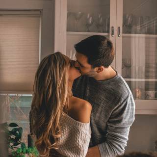 Making out wallpaper