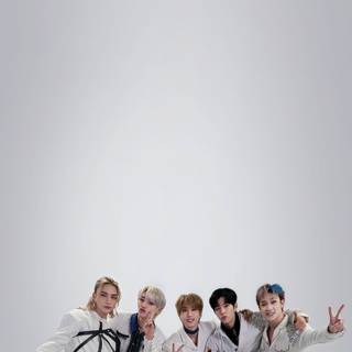 Stray Kids 2022 wallpaper