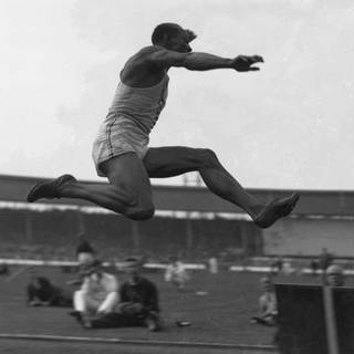 Jesse Owens wallpaper