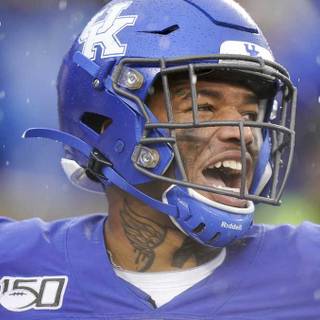 Lynn Bowden wallpaper